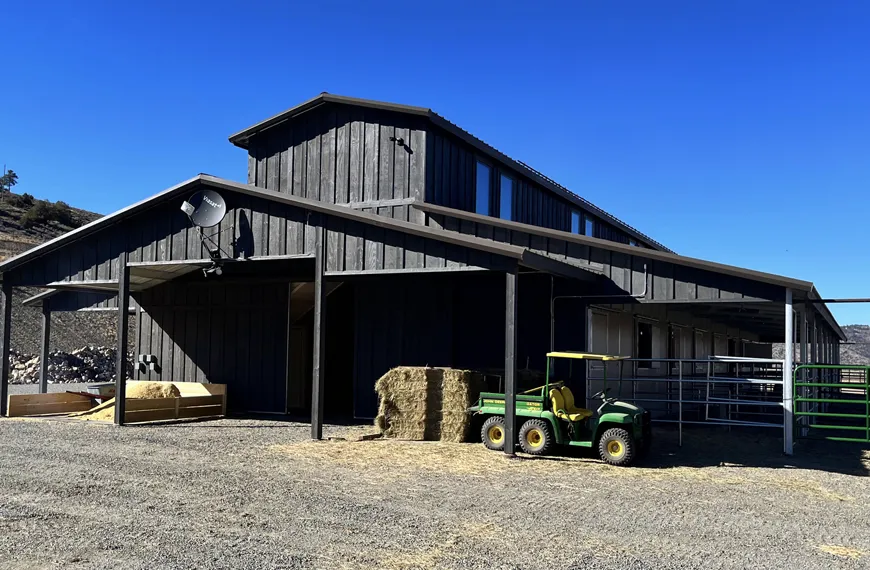 FCP Custom Wood Barns